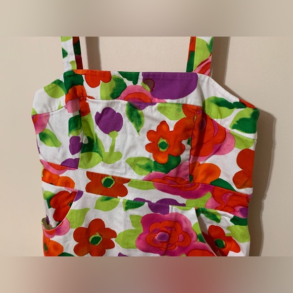 Vintage inspired floral dress - Picture 3 of 9